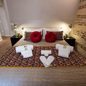 https://verona-romana-apartments.hotelinveneto.com