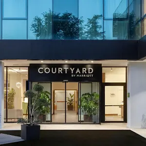 Courtyard By Marriott Linate **** Milão