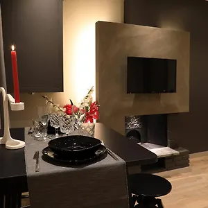 Apartment Sforza Near Duomo